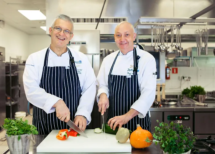 מלון Radisson Blu שצ'צ'ין