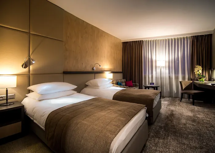 מלון Radisson Blu 4*